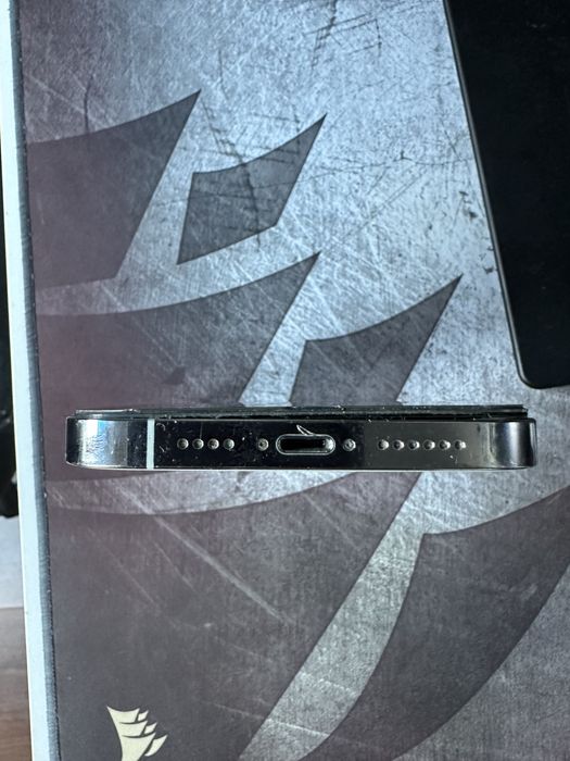 Iphone 13 pro max uszkodzony