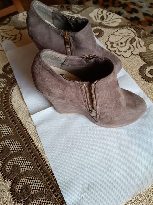 Sprzedam Botki wiosenne damskie