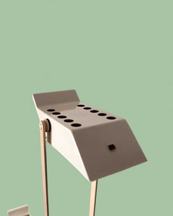 Lampa podłogowa vintage Artemide Tizio Terra, proj. Richard Sapper