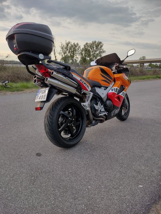 Honda VFR 800 VTEC