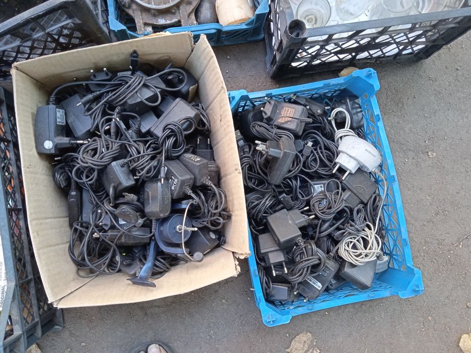 Зарядные устройства