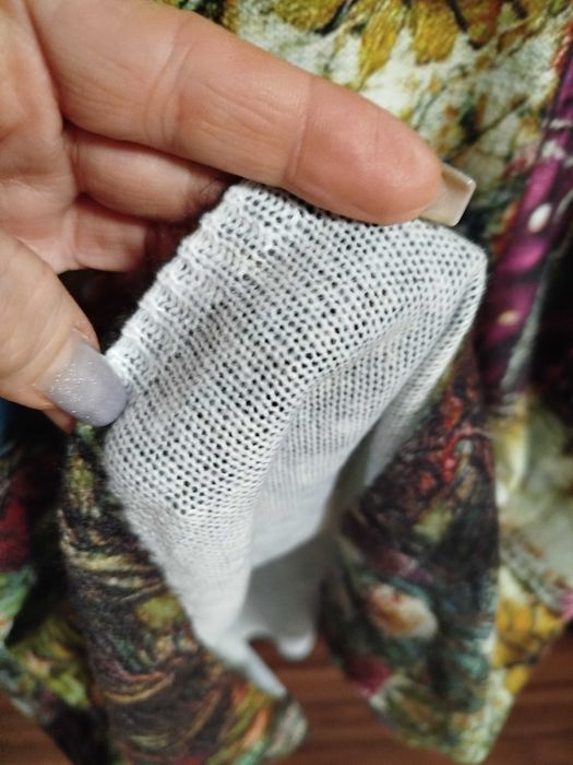 Продам оригинальный, новый джемпер.