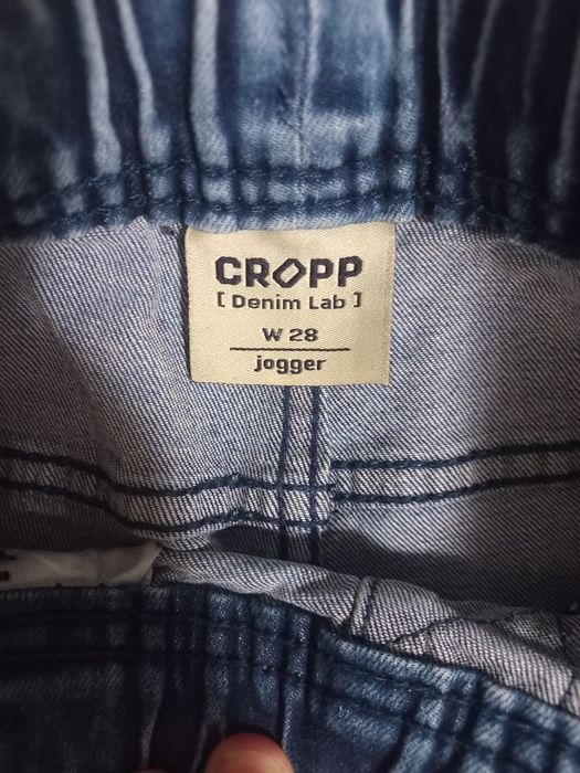 Шорти  Cropp 28 розмір