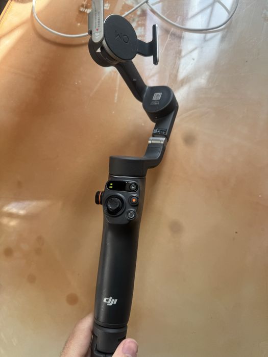 DJI OSMO Mobile 6 Smartphone