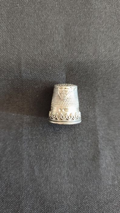 Dedal Antigo de Prata