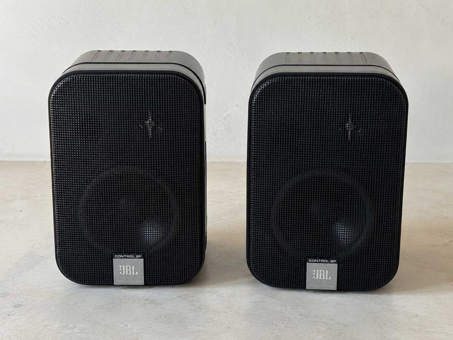 Monitores Estúdio JBL Control 2 PS BK