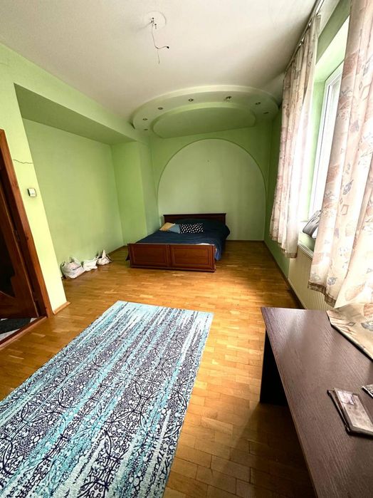 Польський 3-кімнатний люкс у самому центрі міста з тихим, зеленим внутрішнім двором