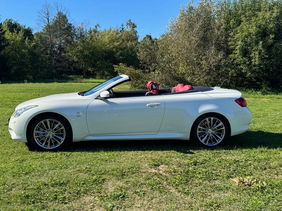 Infiniti Q60 Infiniti Q60 Cabrio 3.7 V6 | 2015 | 89 000 km | 320 KM