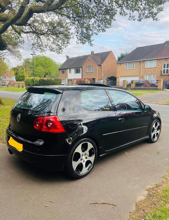 VW Golf V GTI para peças