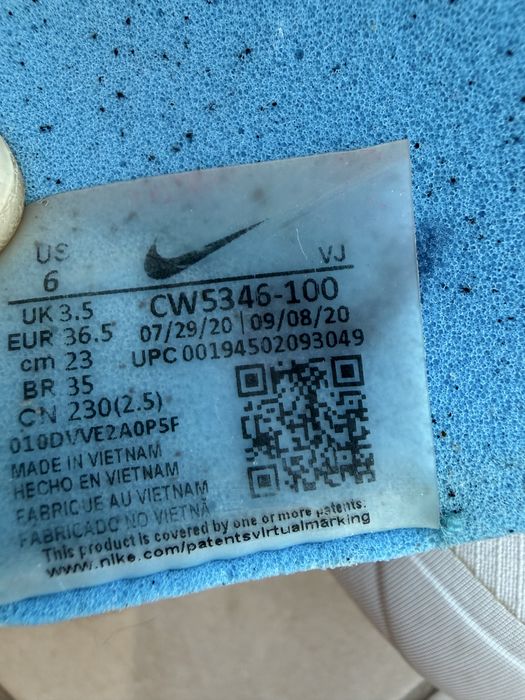 Кроссовки Nike 36-36.5 р