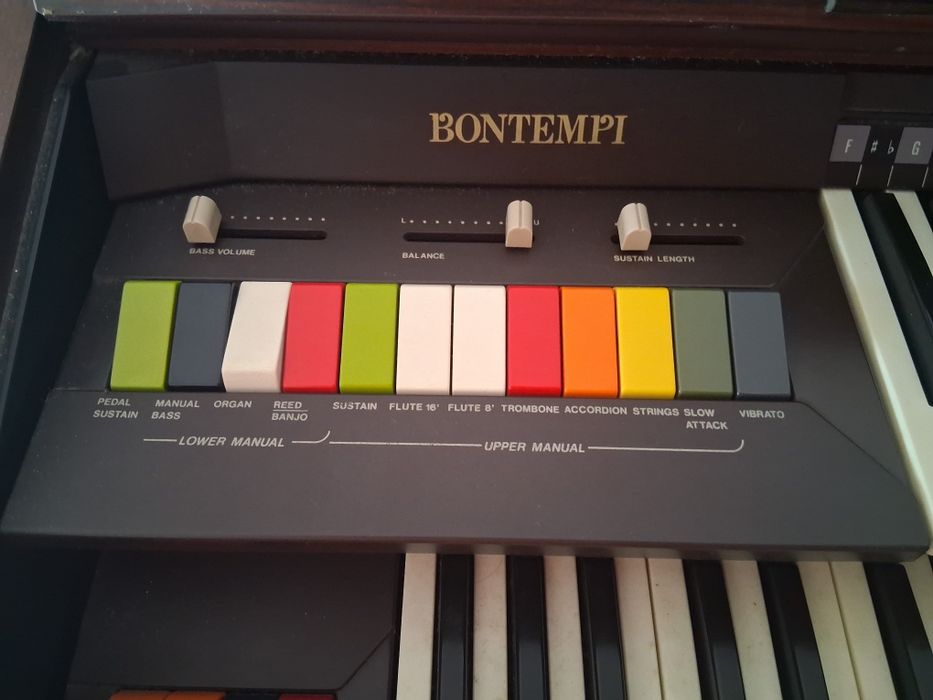 Orgao de marca Bontempi,nao funciona