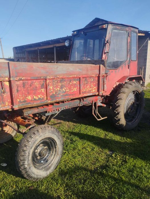 Продам трактор т16 на дозатори