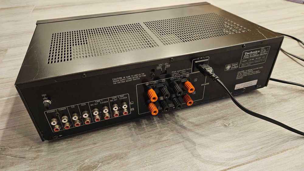 Wzmacniacz stereo TECHNICS SU-VZ320