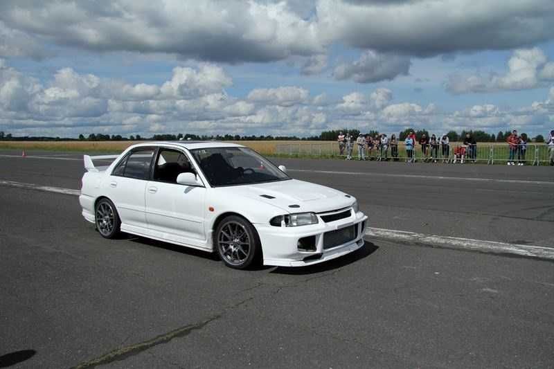 Mitsubishi Lancer EVO III (evolution) komplet drzwi