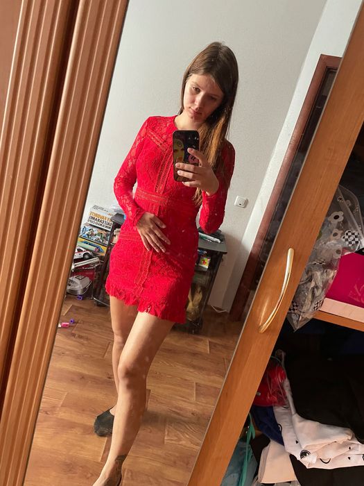 Платье женское красное