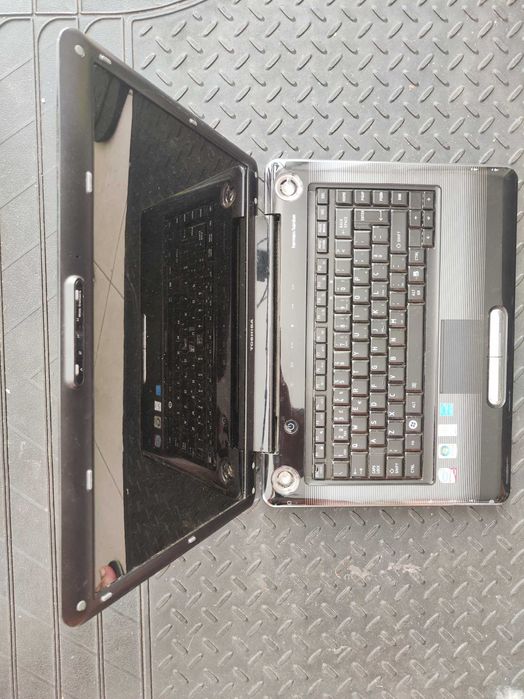 Portatil Toshiba A300-202 (Avariado)