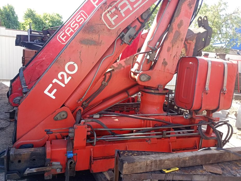 FASSI 120  стріла8м 1999р.