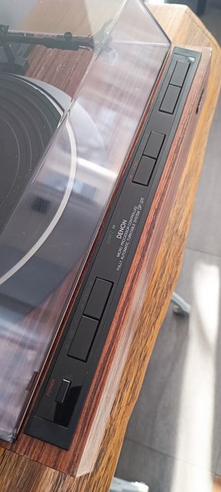 Gramofon Denon DP-37F