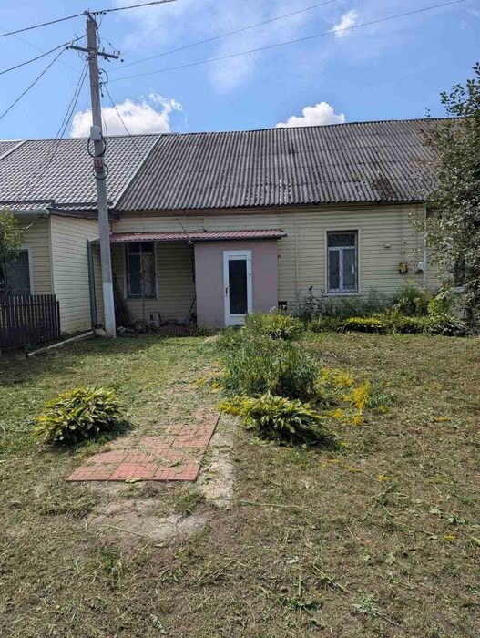 Продам 3х кімнатну квартиру в одноповерховому будинку - вул Остерська, м.Бобровиця, Чернігівська обл
