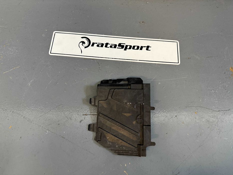 Tampa Fusiveis da Bateria Mercedes Classe A W17