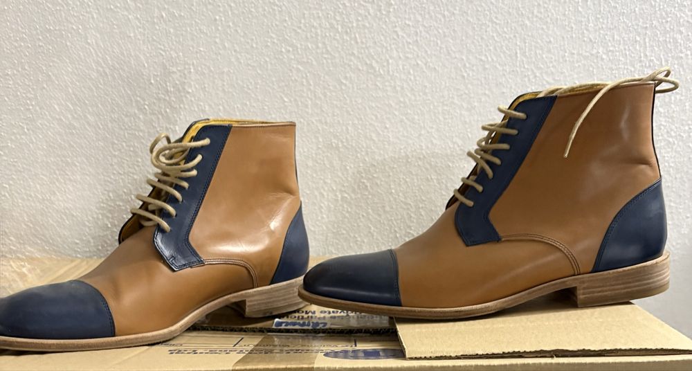 Vendo Botas de Homem tamanho 40 marca Undandy