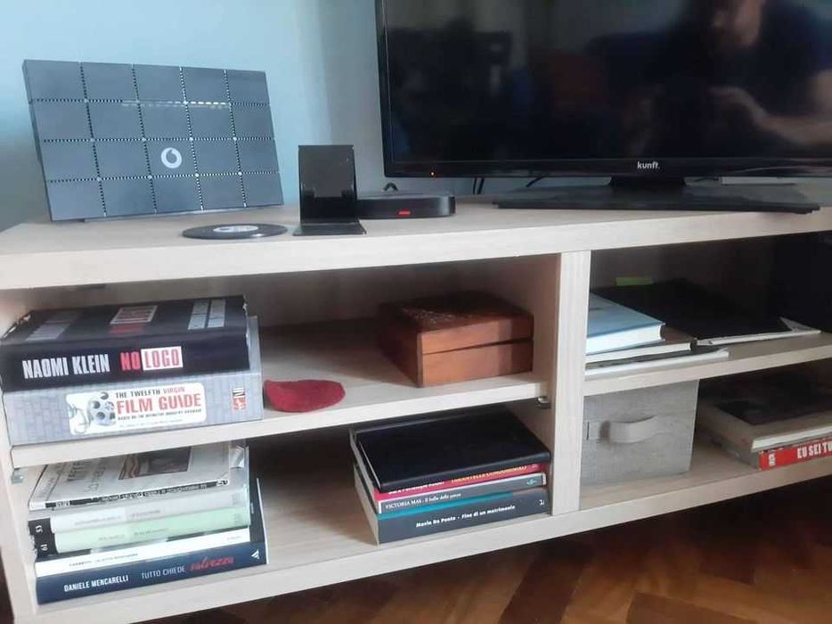 Consola para TV - estante