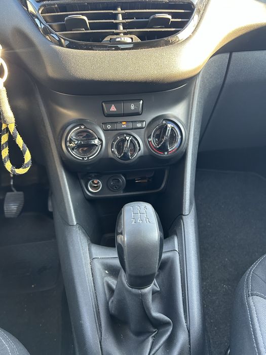 Peugeot 208 1.2 Vti