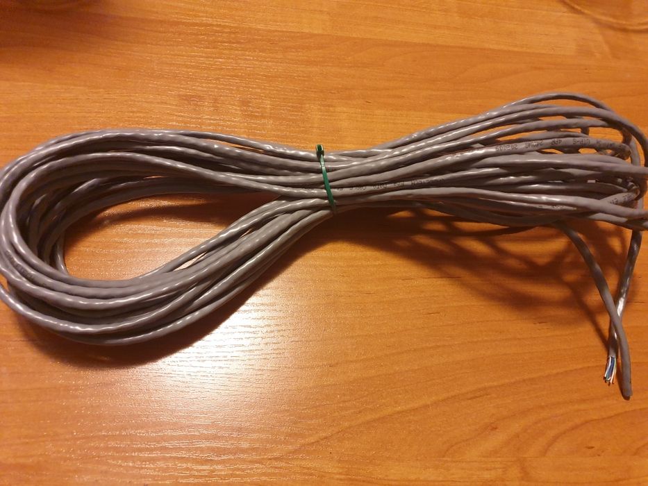 10 metrów Kabla ethernet bez koncówki. Nowy.