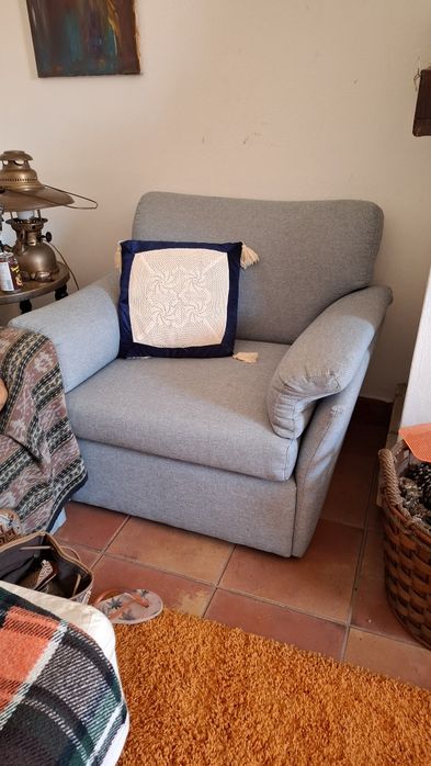 Sofá de um lugar confortável