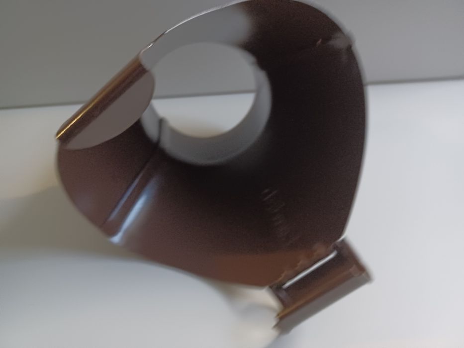 Sztucer, Lej spustowy do rynny Lindab  125/87 brązowy