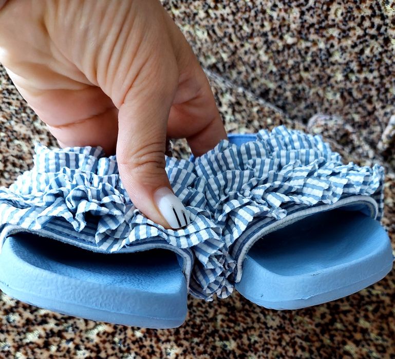 Босоніжки hm,24/25 розмір. 15.5см