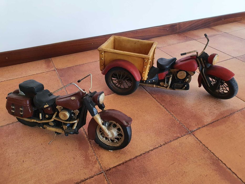 2 Miniature Motorcycles
