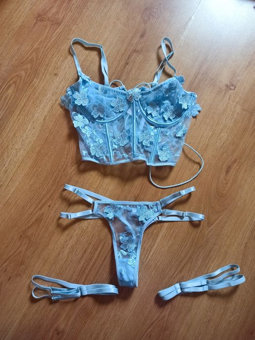 Komplet bielizny koronkowej niebieski