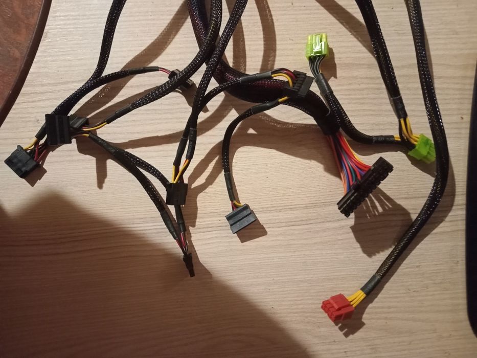 Блок живлення GameMax VP-700 RGB 700W