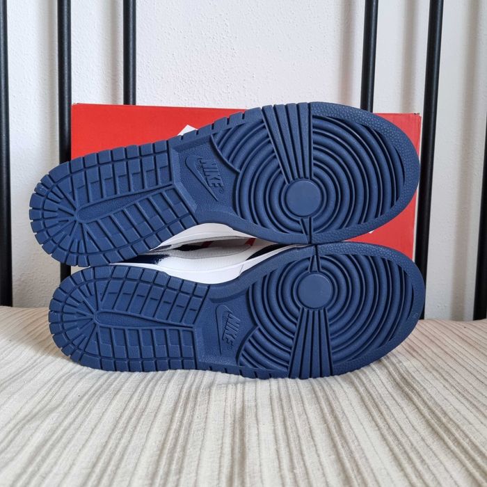 Nike Dunk Low "Midnight Navy" - Tamanho 43
