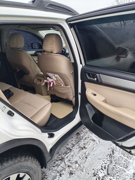 Автомобиль Subaru