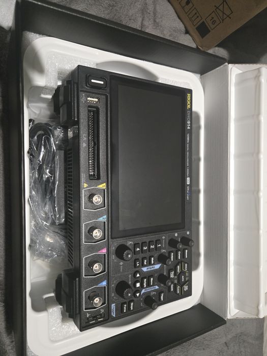 Осцилограф Rigol DHO914