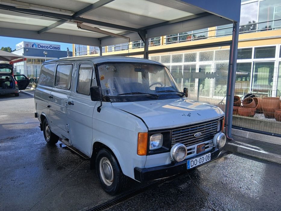 Ford transit,  furgão 7 lugares