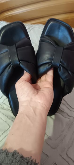 Обувь одеты пару раз,малы