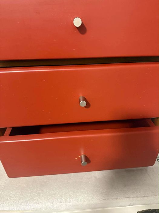 Mesa de cabeceira vintage - em madeira maciça