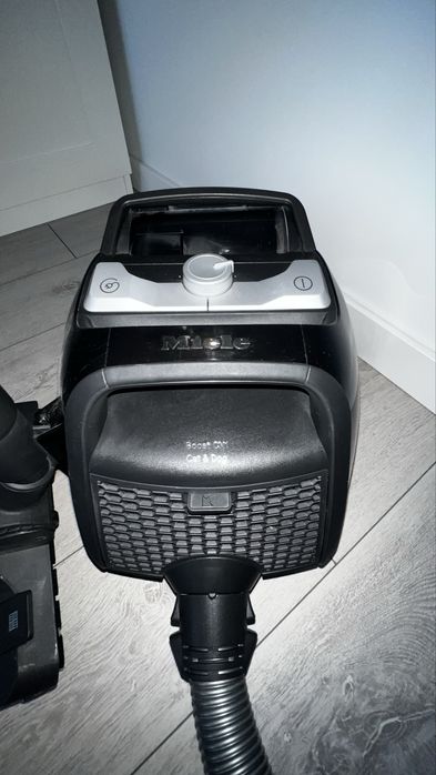 Odkurzacz Miele Boost CX1 Cat&Dog Turboszczotka