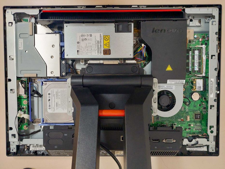 Lenovo ThinkCentre M90z All-in-One i3 | 8GB | 150GB | Windows 10 Pro