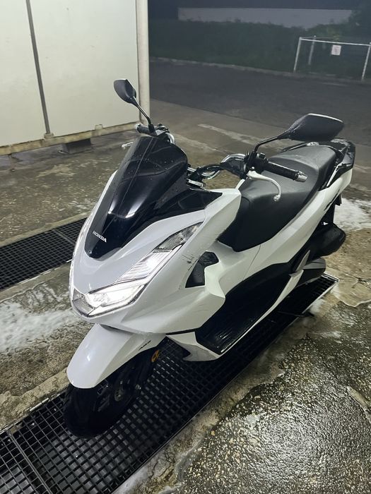 Pcx 2024 mota em  bom estado