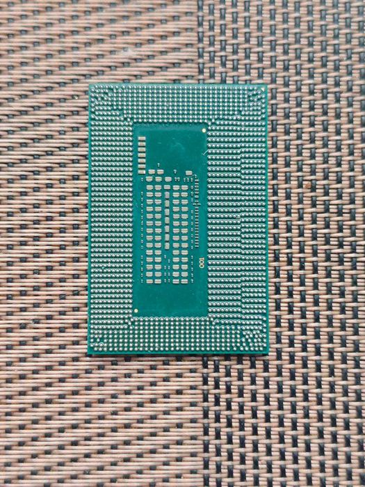 i7-8750H SR3YY i7-8850H SR3YZ i7-9750H SRFCP i9-9880H SRFD1