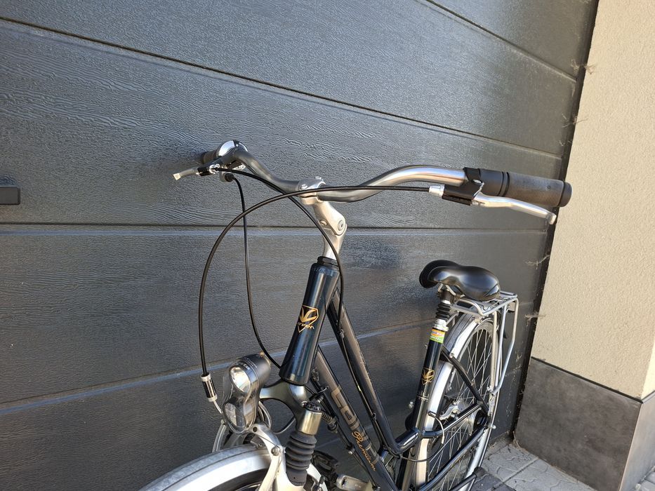 Дамський велосипед CARVER. 28 дюймів. SRAM-9.
