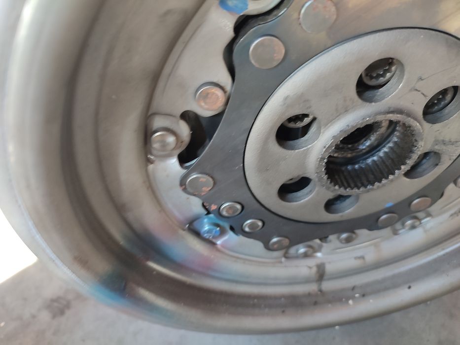 Демфер демпфер 2.0 DSG 415074009 wv Touran Passat Audi тоуран пасат