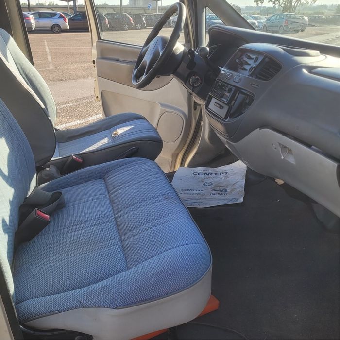 Mitsubishi L400 9 Lugares - Pronta a Circular