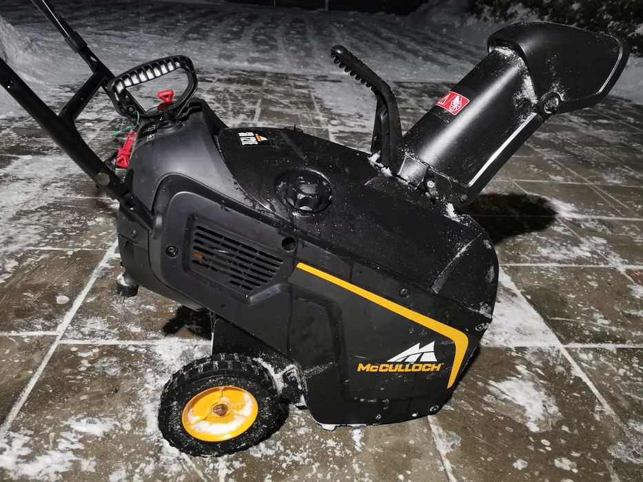 Odśnieżarka spalinowa