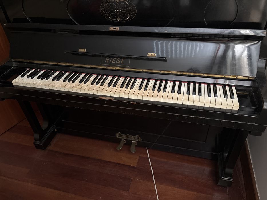 Piano riese - usado