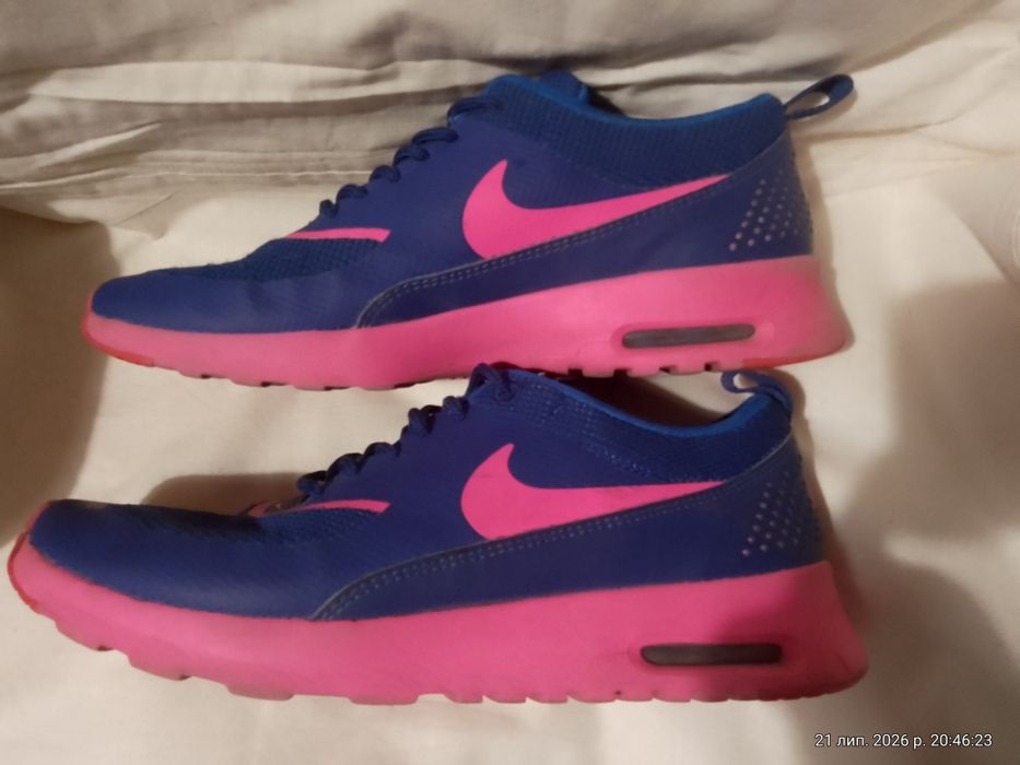Кросівки жіночі шкіряні, літні Nike